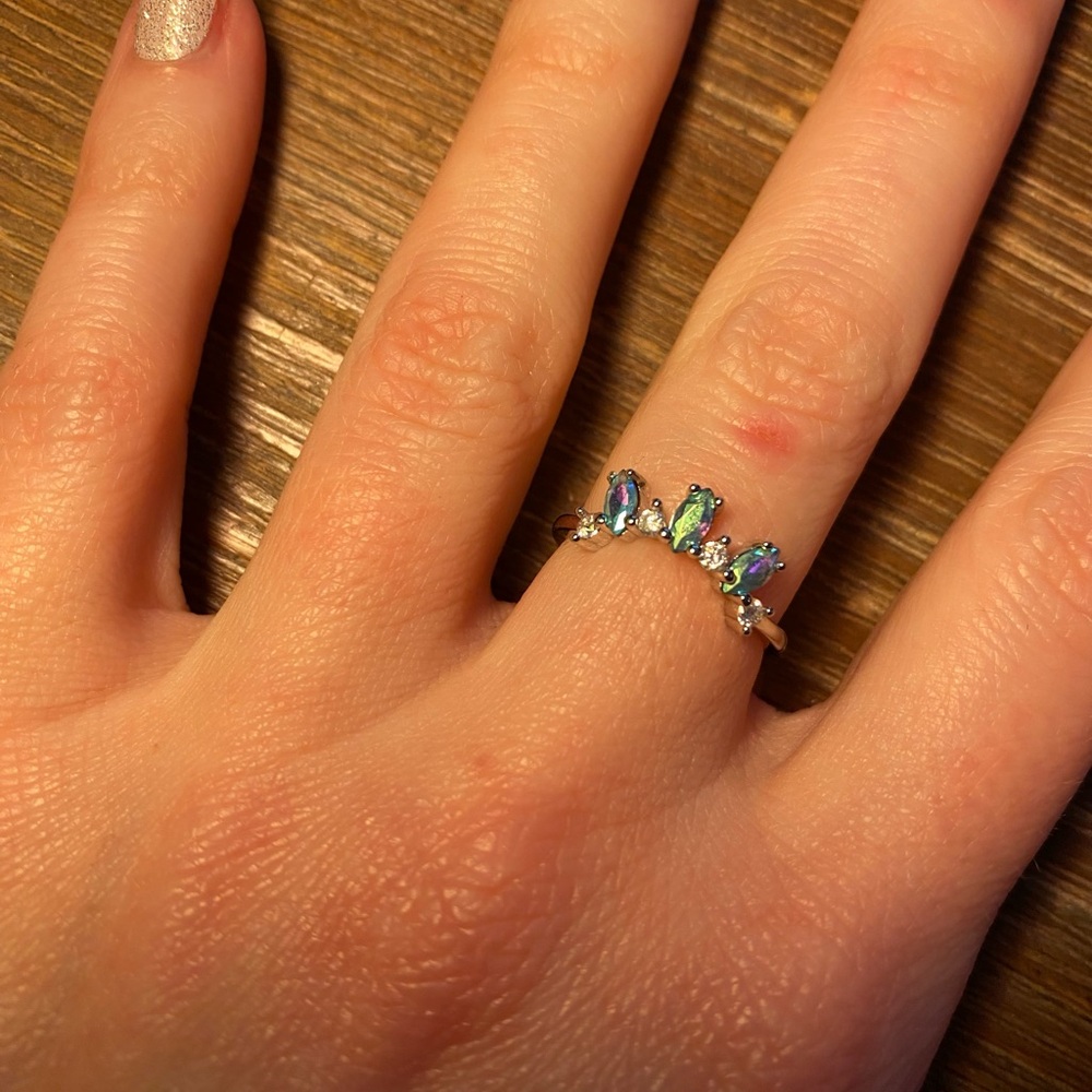 Elegant Silver and Blue-ish green Gemstone Ring